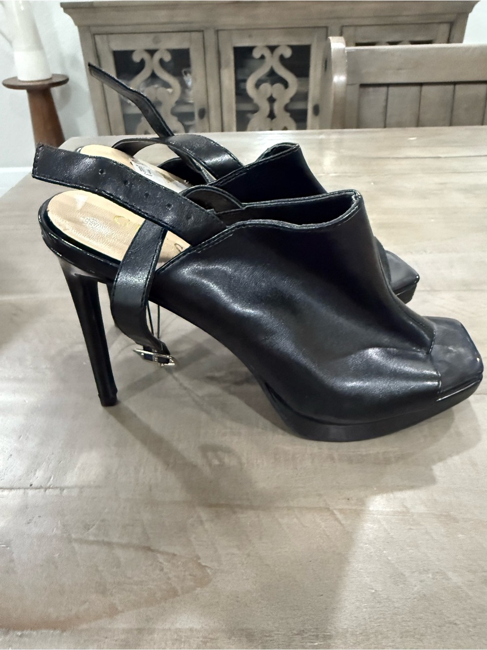 GUESS Black Peep Toe Platform Slingback Stiletto Heels 6.5 NWOT